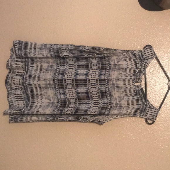 Top - Picture 1 of 1